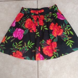 Express black floral skirt